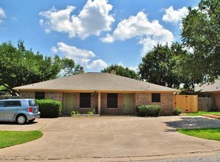 808 San Benito Dr, College Station, TX 77845