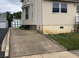 7404 Lawndale Ave, Philadelphia, PA 19111