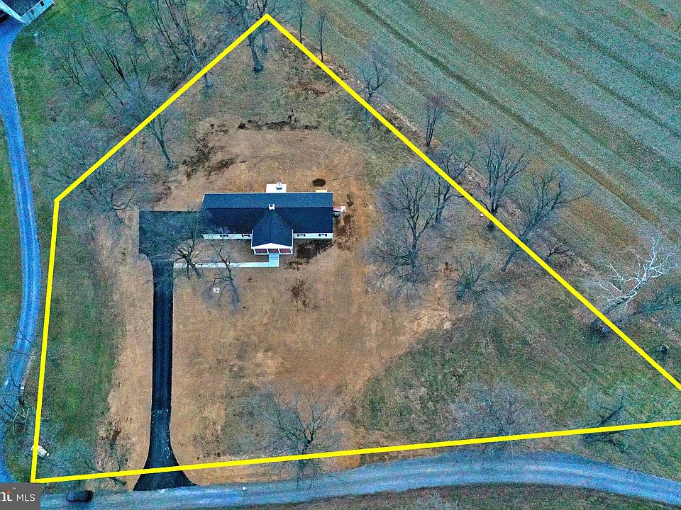 461 Cranes Ln, Ranson, WV 25438 Zillow