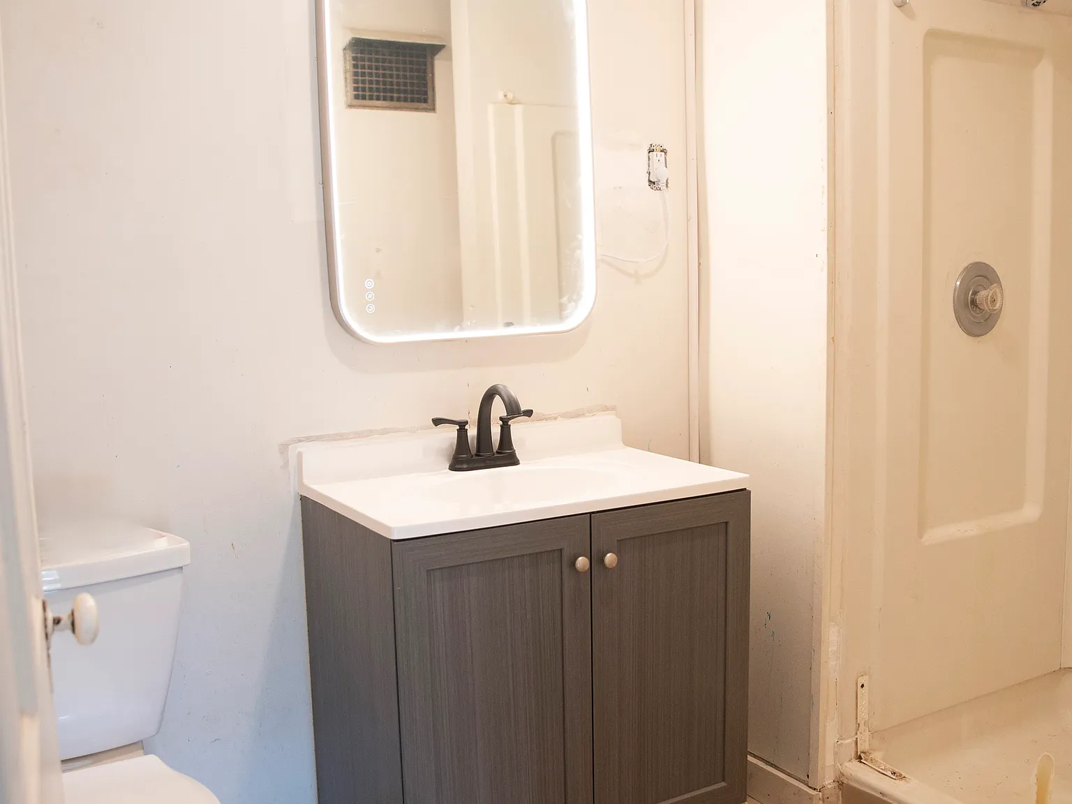 4 bed, $1,700 — Photo 4
