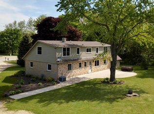 5121 State Road 33 W, West Bend, WI 53095