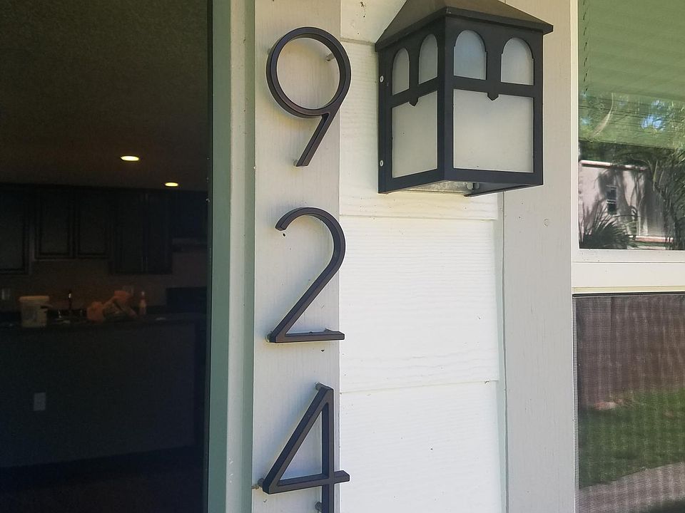 1st image of 5924 Bryce Ln