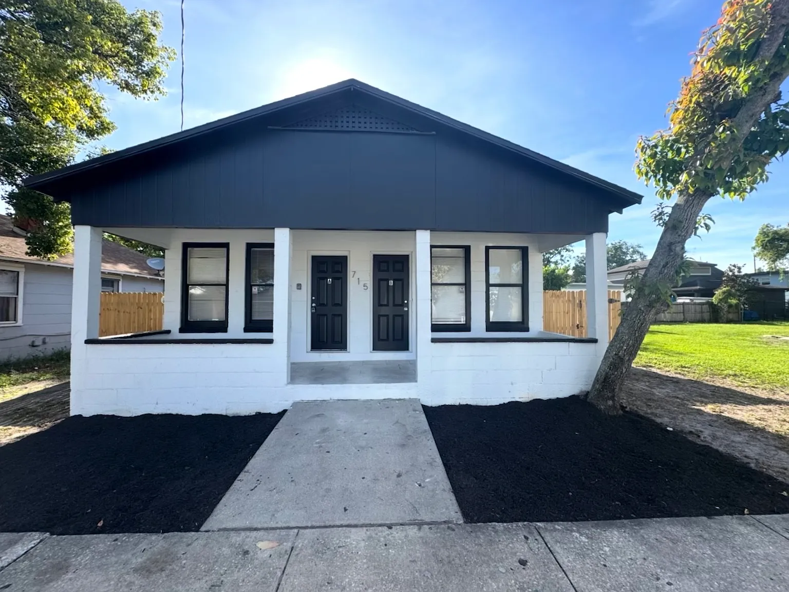 715 Jernigan Ave — Photo 1