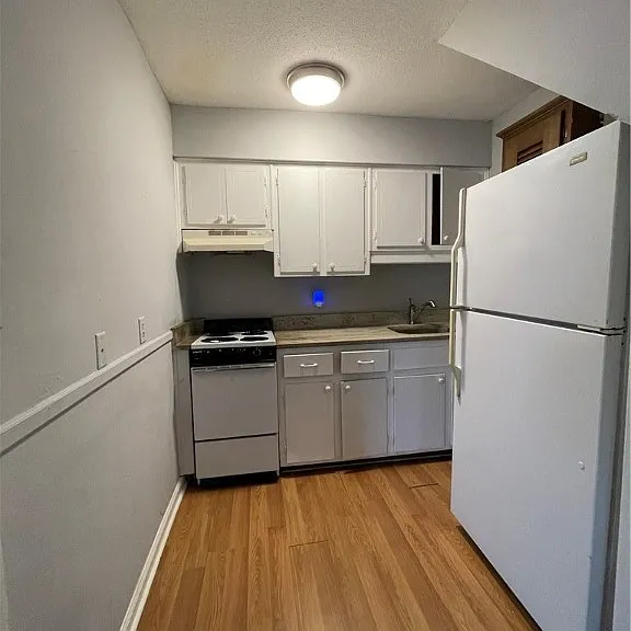 112 Houston St #1 — Photo 5