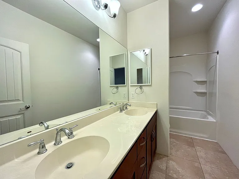 431 Manawai St #506 — Photo 16