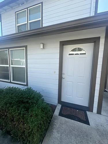 2136 NW North Hill Dr #A Photo 1