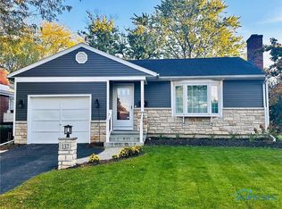 137 E Pearl St, Findlay, OH 45840