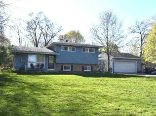 2N048 Virginia Ave, Glen Ellyn, IL 60137