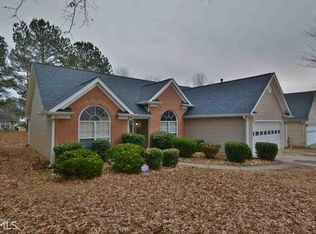 2773 Hillvale Cove Dr, Lithonia, GA 30058