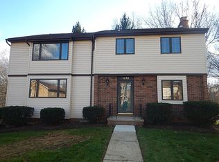 1813 Woodbine Cir NE, Massillon, OH 44646