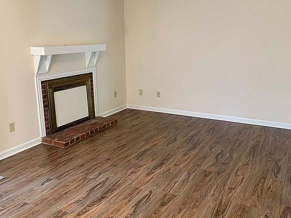 5th image of 1730 Oshea St APT 1