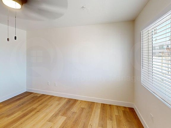 4th image of 410 W Hadley St #3