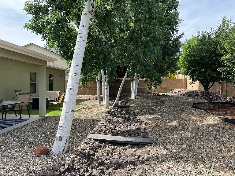 5520 N Bronco Ln — Photo 19