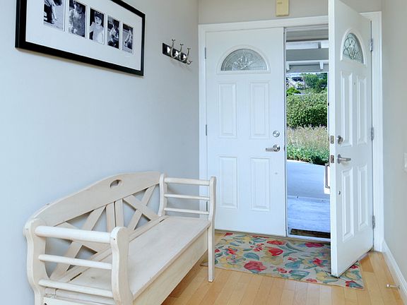 5th image of 7110 Atheling Way