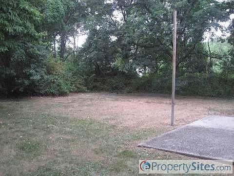 5th image of 64 Adams Ave