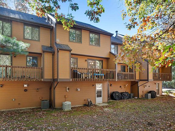 2nd image of 6 Winrow Drive