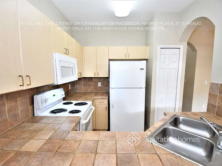 12446 SW 125th Ter — Photo 7