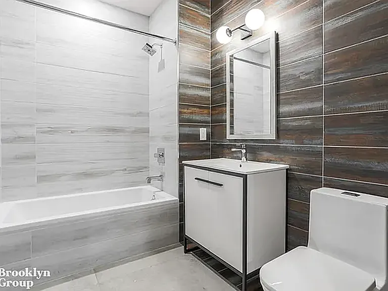 1896 De Kalb Ave #2A — Photo 8