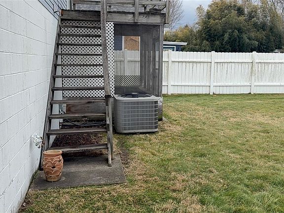 3rd image of 602 Williams Ave
