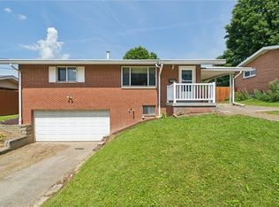 1132 Brookside Dr, Greensburg, PA