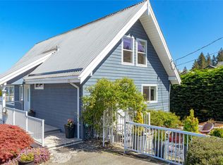 433 Davis Rd, Ladysmith, BC V9G 1V5