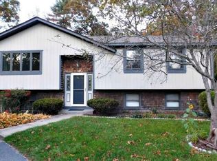 147 Negansett Ave, Warwick, RI 02888