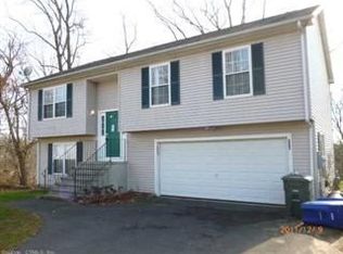 459 Woodlawn Avenue Ext, Bridgeport, CT 06606