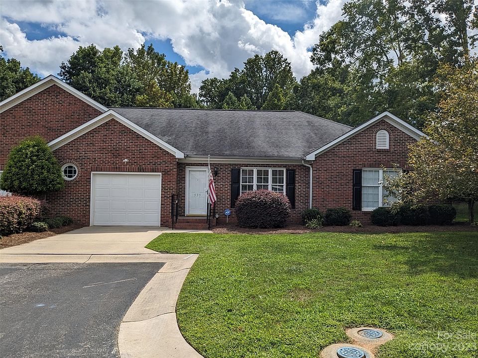1st image of 535 Queen Brogan Ct