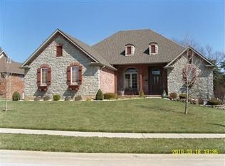 3015 W Cedarbluff Dr, Springfield, MO 65810