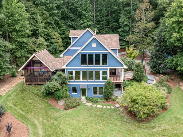 722 October Woods Rd, Chapel Hill, NC 27516