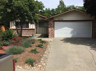 2737 Loyola Dr, Davis, CA 95618