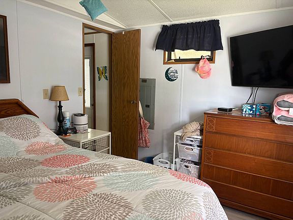 5th image of 1401 Whisper Cir #230