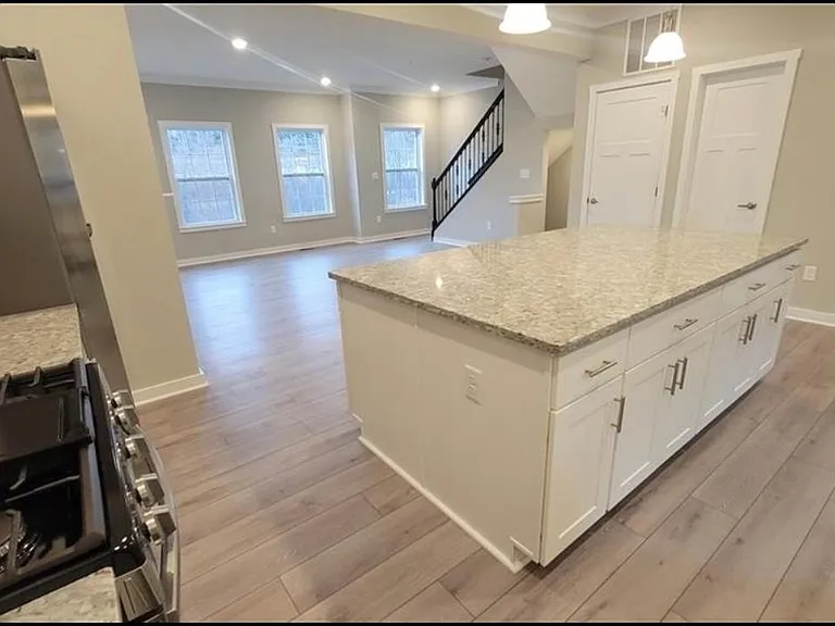 353 Trinity Way — Photo 2