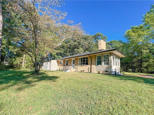 5410 Marley Dr, Mc Leansville, NC 27301