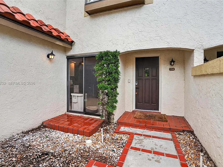 7758 La Mirada Dr #7758 — Photo 32