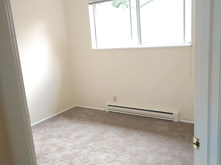 110 SW 137th Ave #2 — Photo 12