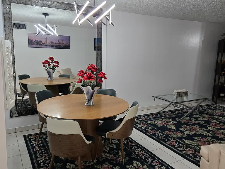 609 NE 14th Ave #404 — Photo 4