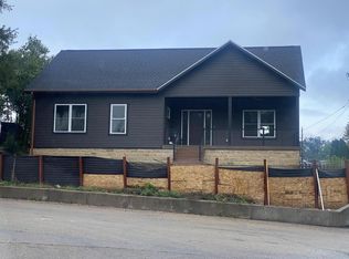 603 Fountain St, Mineral Point, WI 53565