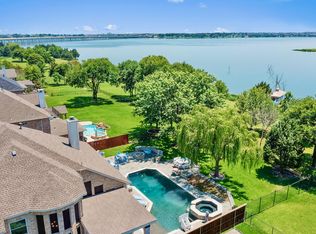 2017 Meadowcove Dr, Rowlett, TX 75088