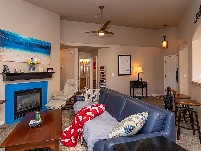 6944 Ash Creek Hts #204 — Photo 6