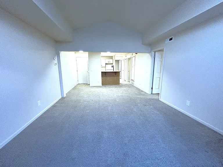 Heatherwood Apartments — Photo 51