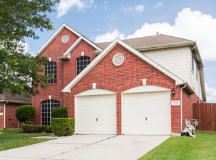 2710 Ledgebrook Ln, Friendswood, TX 77546