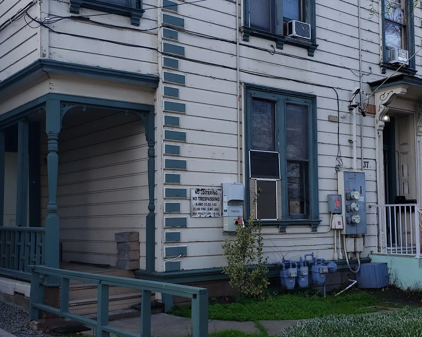 S. 8th 37 - 1 — Photo 2