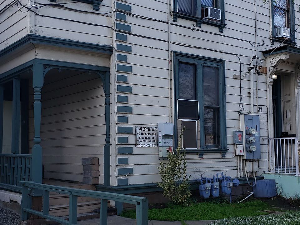 2nd image of 37 S 8th St APT 1