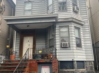 138 Grace St, Jersey City, NJ 07307