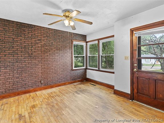 4th image of 5427 Birch Rd