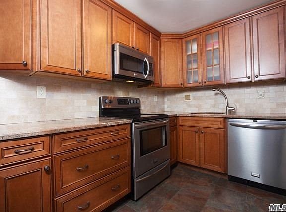 2nd image of 16625 12th Ave APT 4A