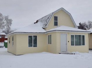 404 Governor St, Oklee, MN 56742