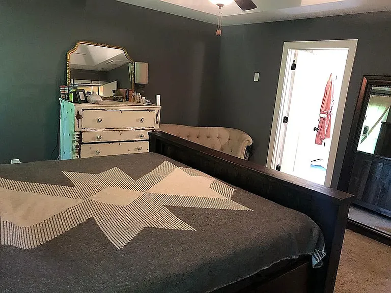 1320 Whitower Dr — Photo 10