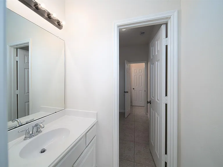 12802 Flat Creek Dr — Photo 31